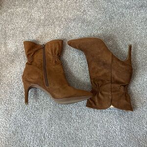 Heeled boots faux suede brown new in box. Size 91/2